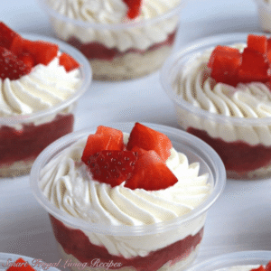 Read more about the article Strawberry Shortcake Dessert Cups Recipe